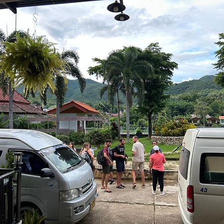 Saranya River House สรัญญาริเวอร์เฮาส์ Mae Ai Екстер'єр фото