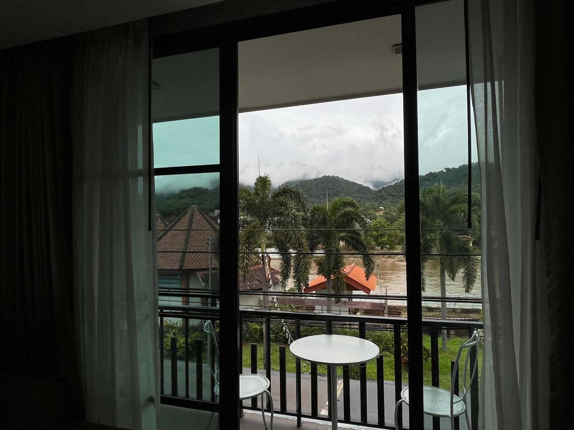 Saranya River House สรัญญาริเวอร์เฮาส์ Mae Ai Екстер'єр фото